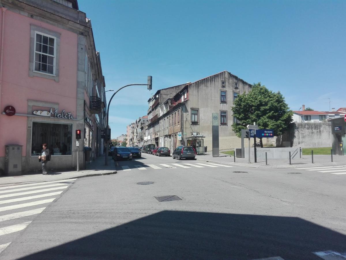 St. Johns Alley Of Poetry And Imaginary Cats OOporto Exteriör bild